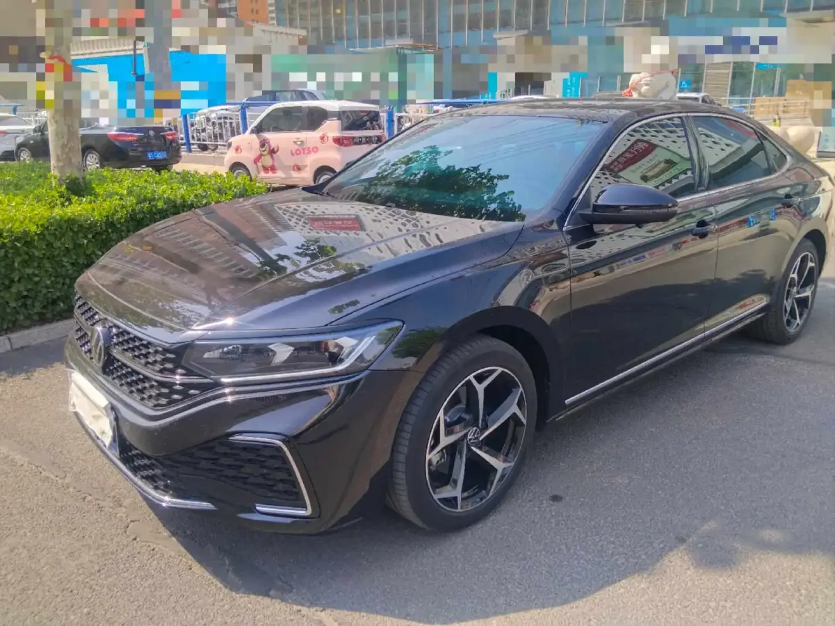 2024 Volkswagen Passat 2.0T 186HP L4 7DCT