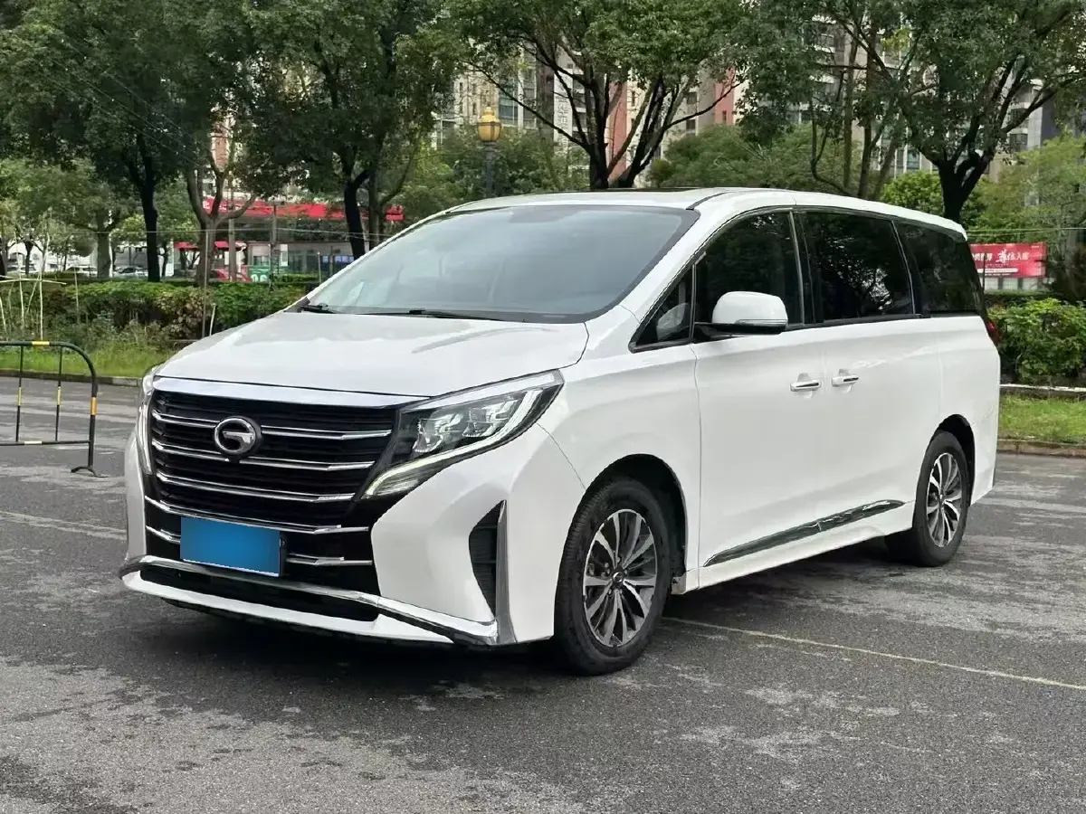 2021 GAC Trumpchi M8 2.0T 252HP L4 8AT