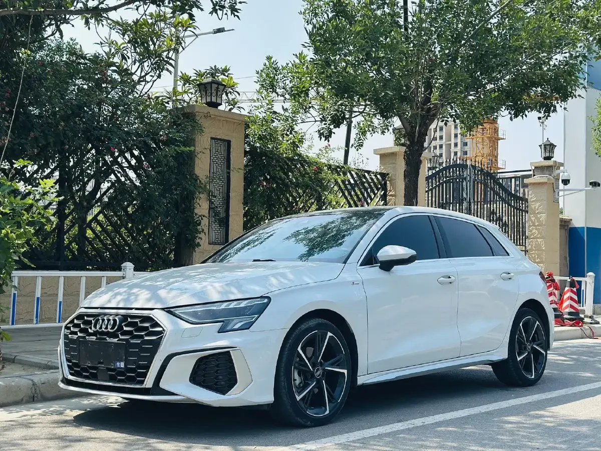 2022 Audi A3 1.4T 150HP L4 7DCT