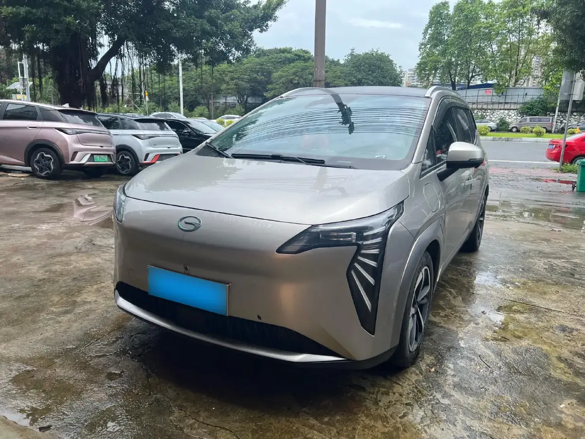2023 Aion Y BEV 61.7KWH