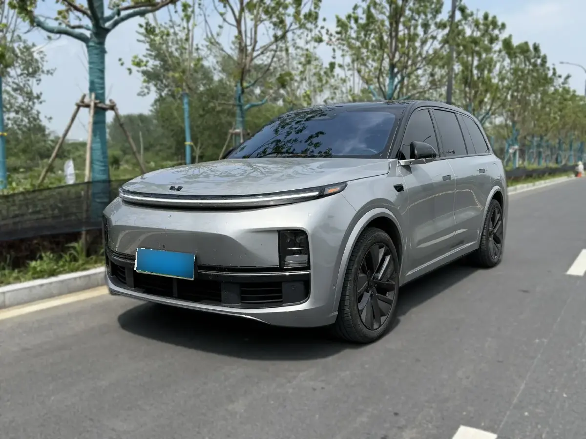 2023 Li L9 Range Extended 154HP REEV 42.6KWH