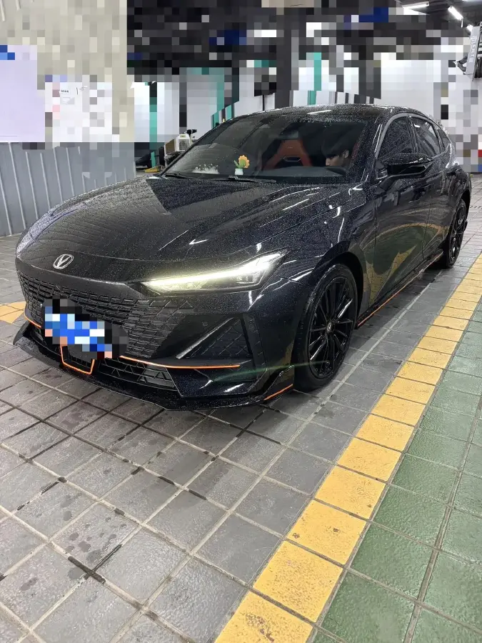 2024 ChangAn UNI-V 1.5T 188HP L4 7DCT