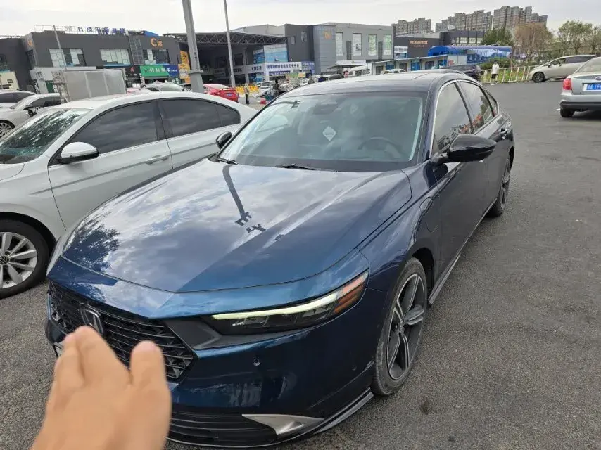 2023 Honda Accord 2.0L 148HP L4 E-CVT PHEV 17.7KWH