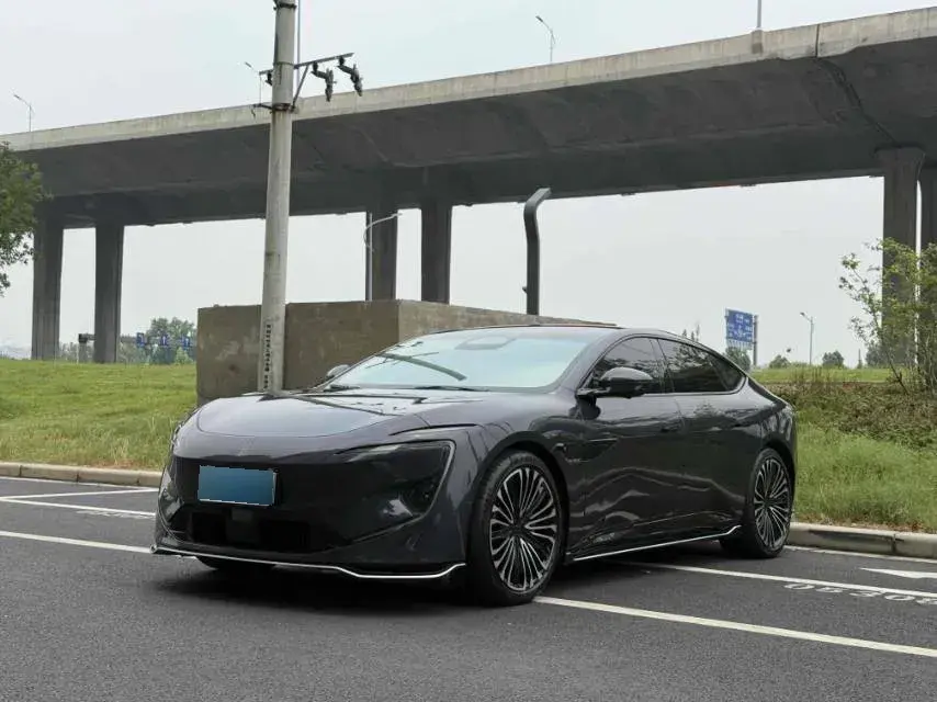 2024 Avatr 12 BEV 94.5KWH