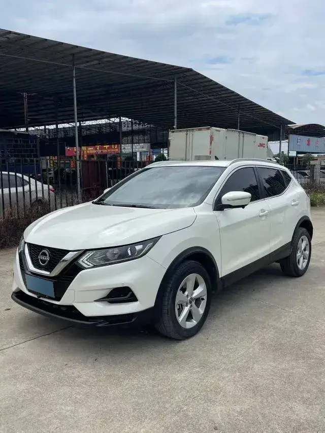 2023 Nissan Qashqai 2.0L 151HP L4 CVT
