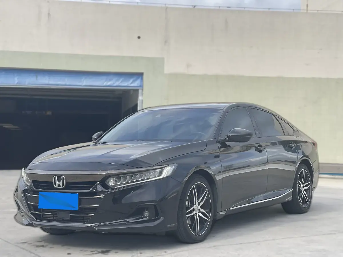 2022 Honda Accord 1.5T 194HP L4 CVT