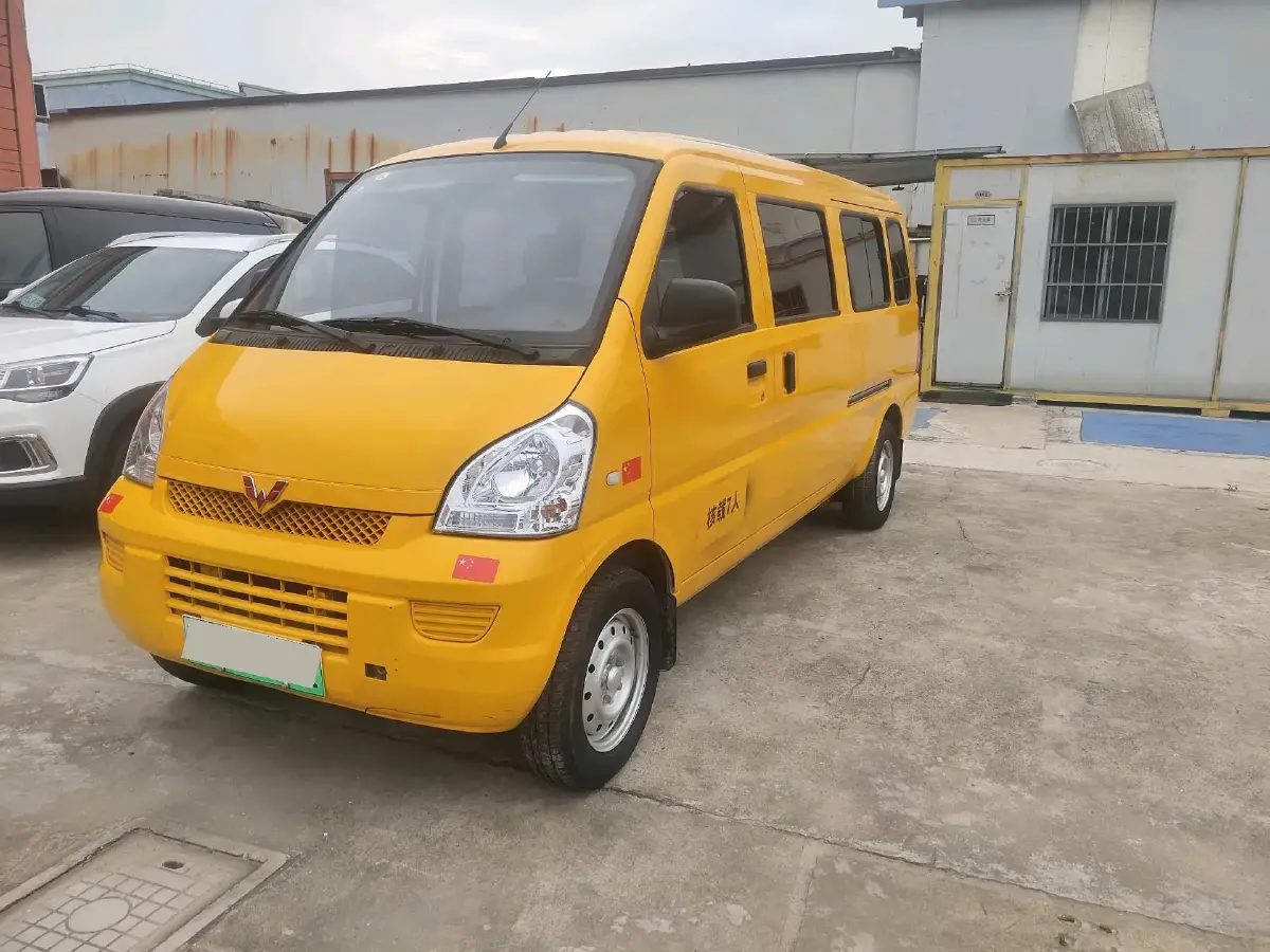 2022 WuLing RongGuang EV BEV 41.6KWH