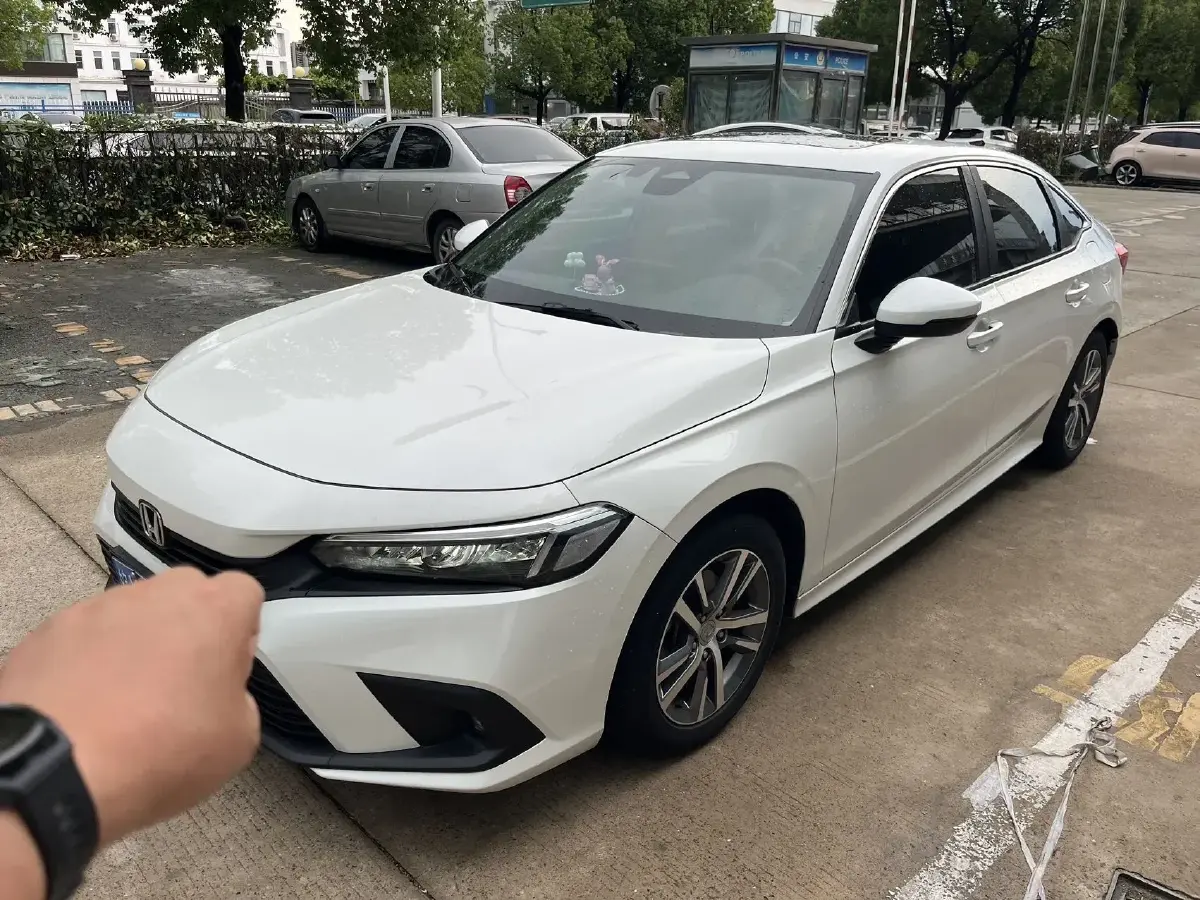 2022 Honda Civic 1.5T 182HP L4 CVT