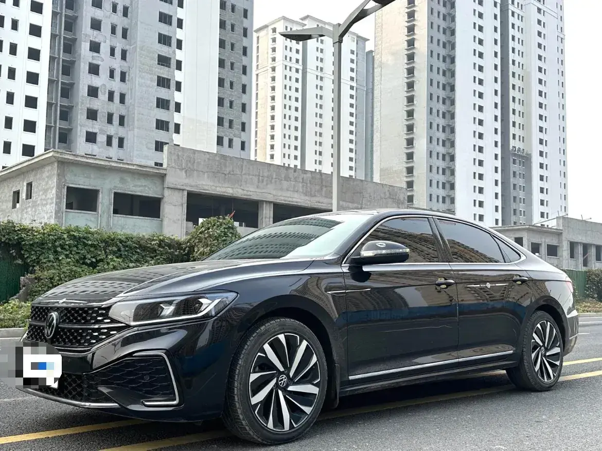 2022 Volkswagen Passat 2.0T 186HP L4 7DCT