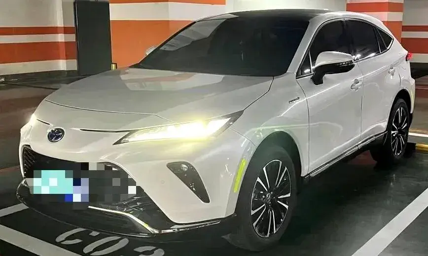 2022 Toyota Venza 2.5L 178HP L4 E-CVT Hybrid