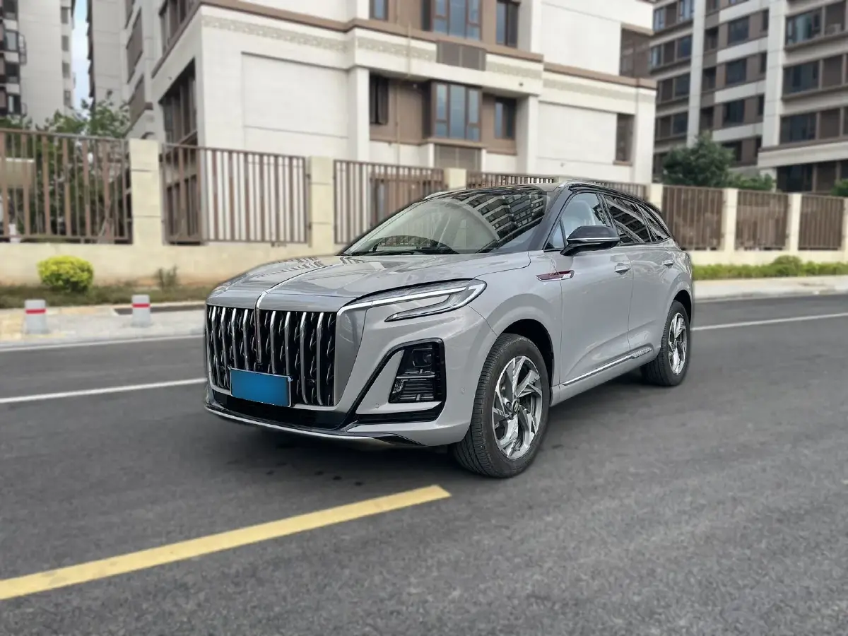 2023 HongQi HS3 2.0T 252HP L4 8AT