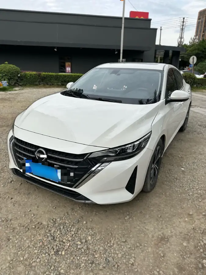 2023 Nissan Sylphy 1.6L 135HP L4 CVT