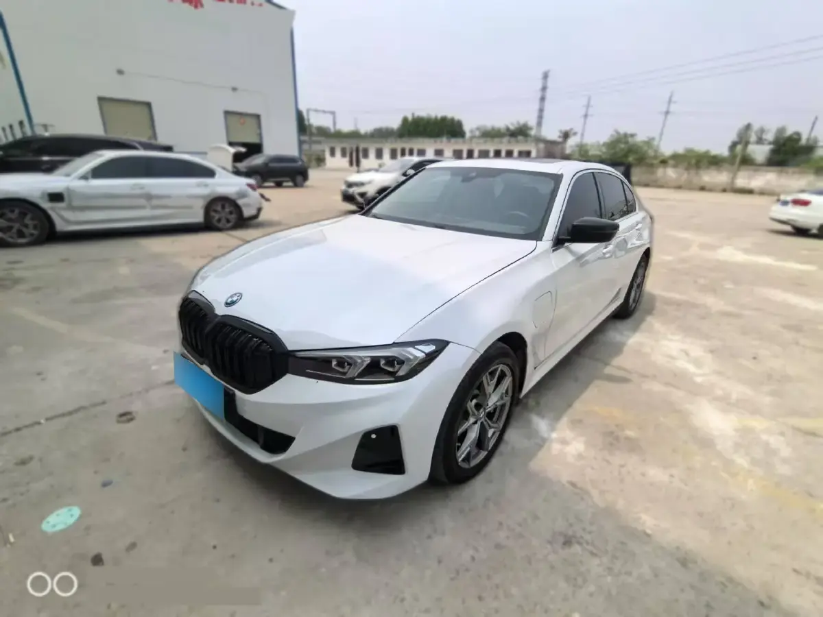 2022 BMW i3 BEV 70KWH