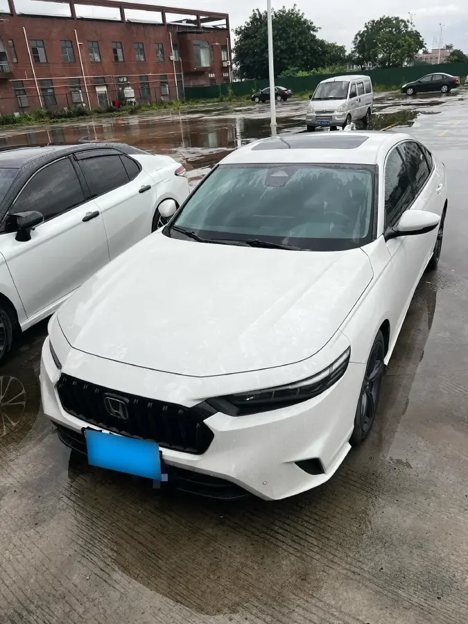 2023 Honda Inspire 1.5T 192HP L4 CVT