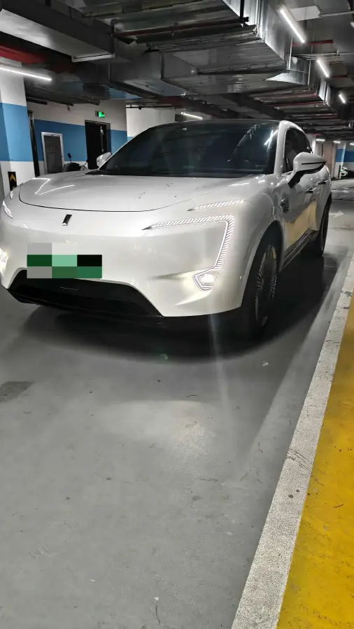 2023 Avatr 11 BEV 90KWH