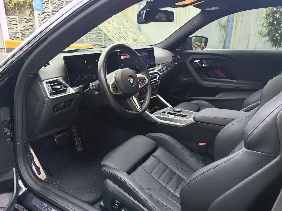 2024 BMW 3.0T 333HP L6 8AT,autocango,china used car exporter,china ev exporter,chinese used car exporter,chinese used ev exporter