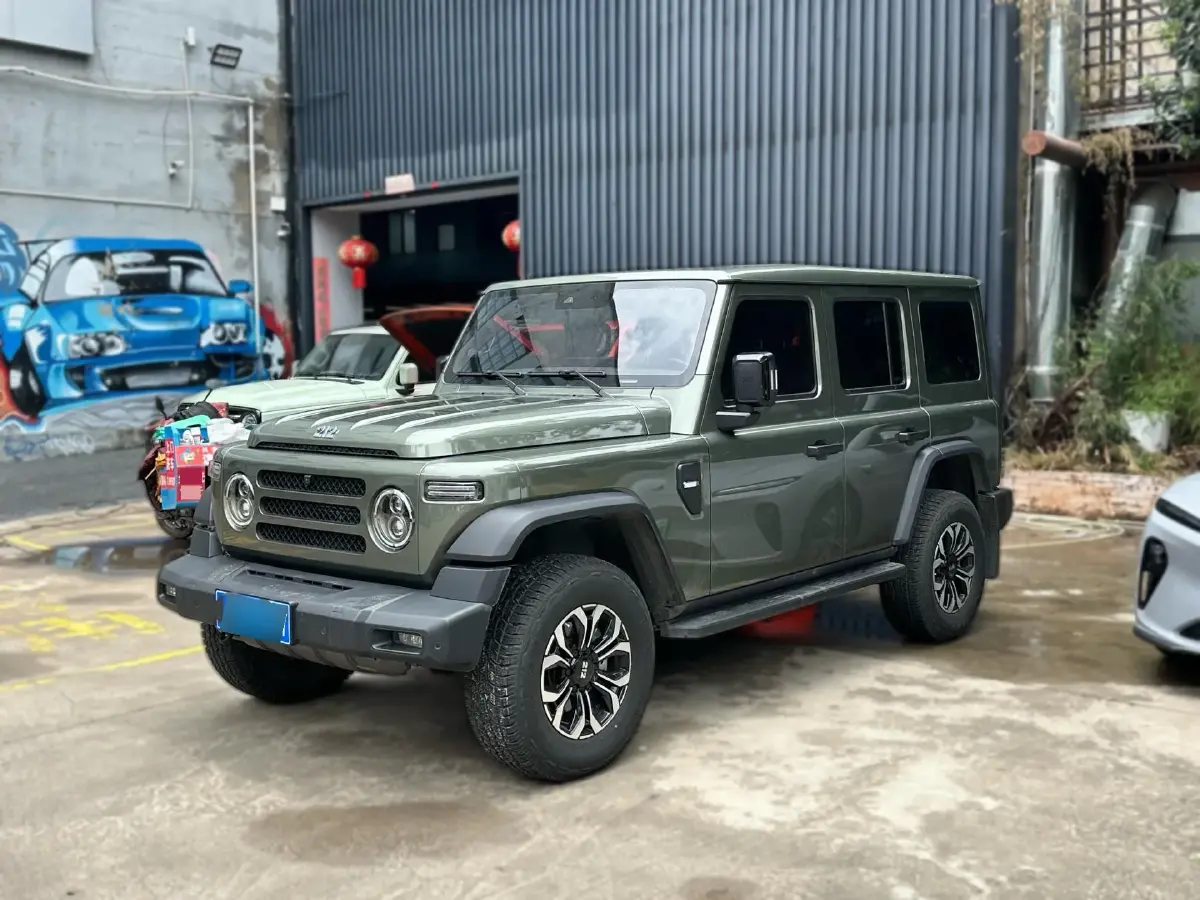 2024 212 212 T01 2.0T 252HP L4 8AT