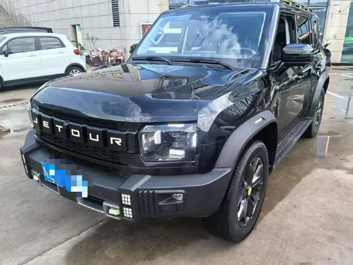 2023 Jetour Traveller 2.0T 254HP L4 7DCT