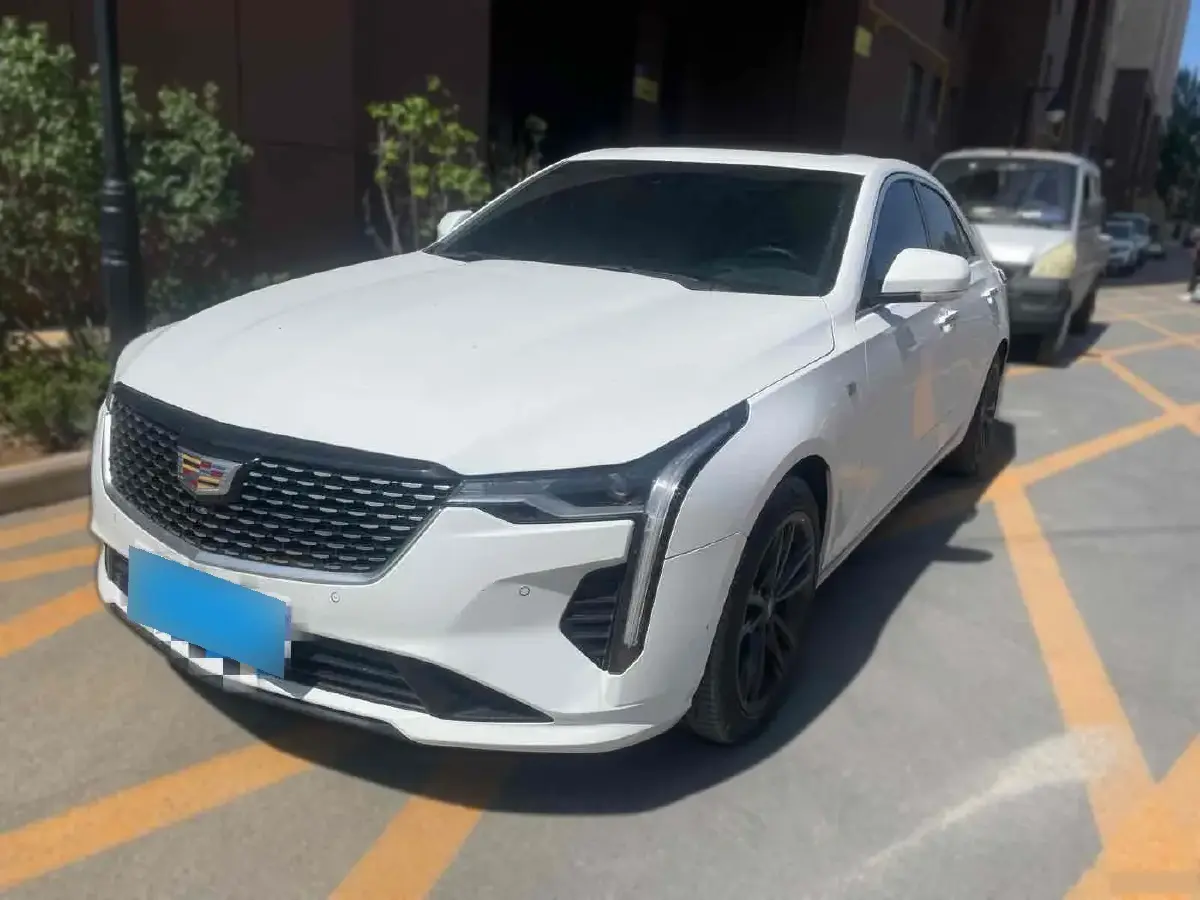 2022 Cadillac CT4 2.0T 237HP L4 8AT