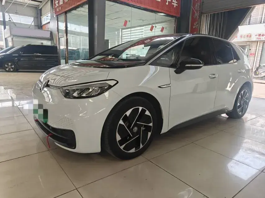 2023 Volkswagen ID.3 BEV 52.8KWH