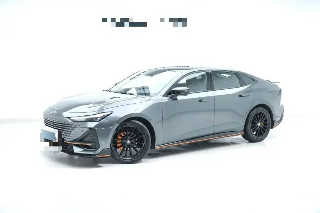 2022 ChangAn UNI-V 1.5T 188HP L4 7DCT