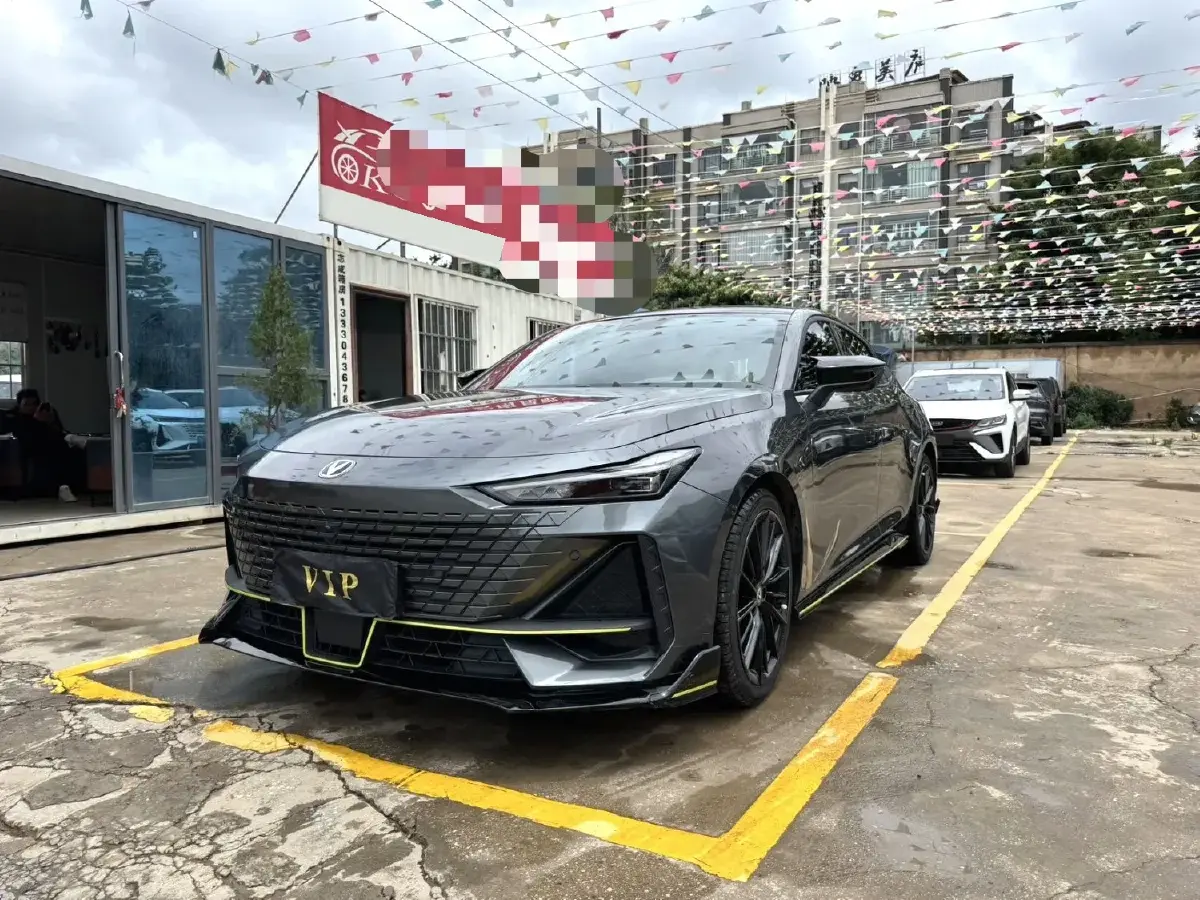 2023 ChangAn UNI-V 1.5T 188HP L4 7DCT