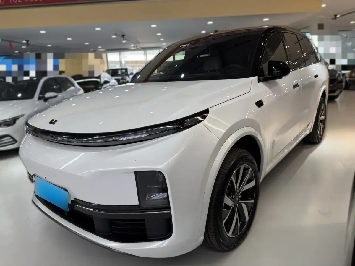 2023 Li L8 Range Extended 154HP REEV 40.9KWH