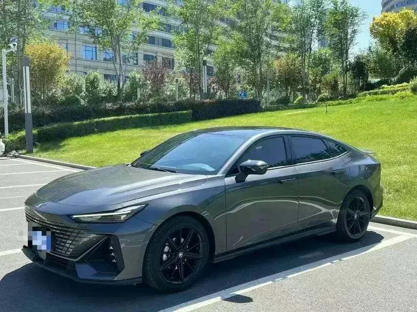 2023 ChangAn UNI-V 1.5T 188HP L4 7DCT