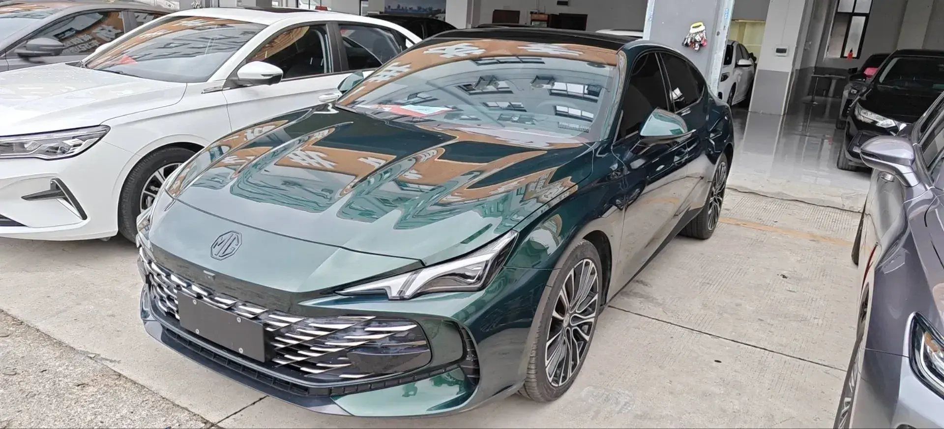 2023 MG 7 2.0T 261HP L4 9AT