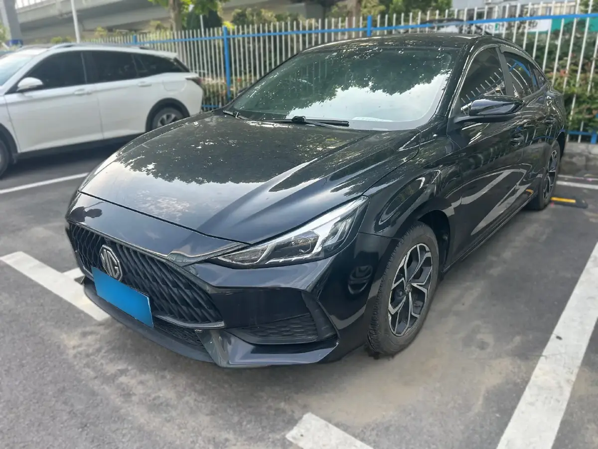 2021 MG 5 1.5L 120HP L4 CVT