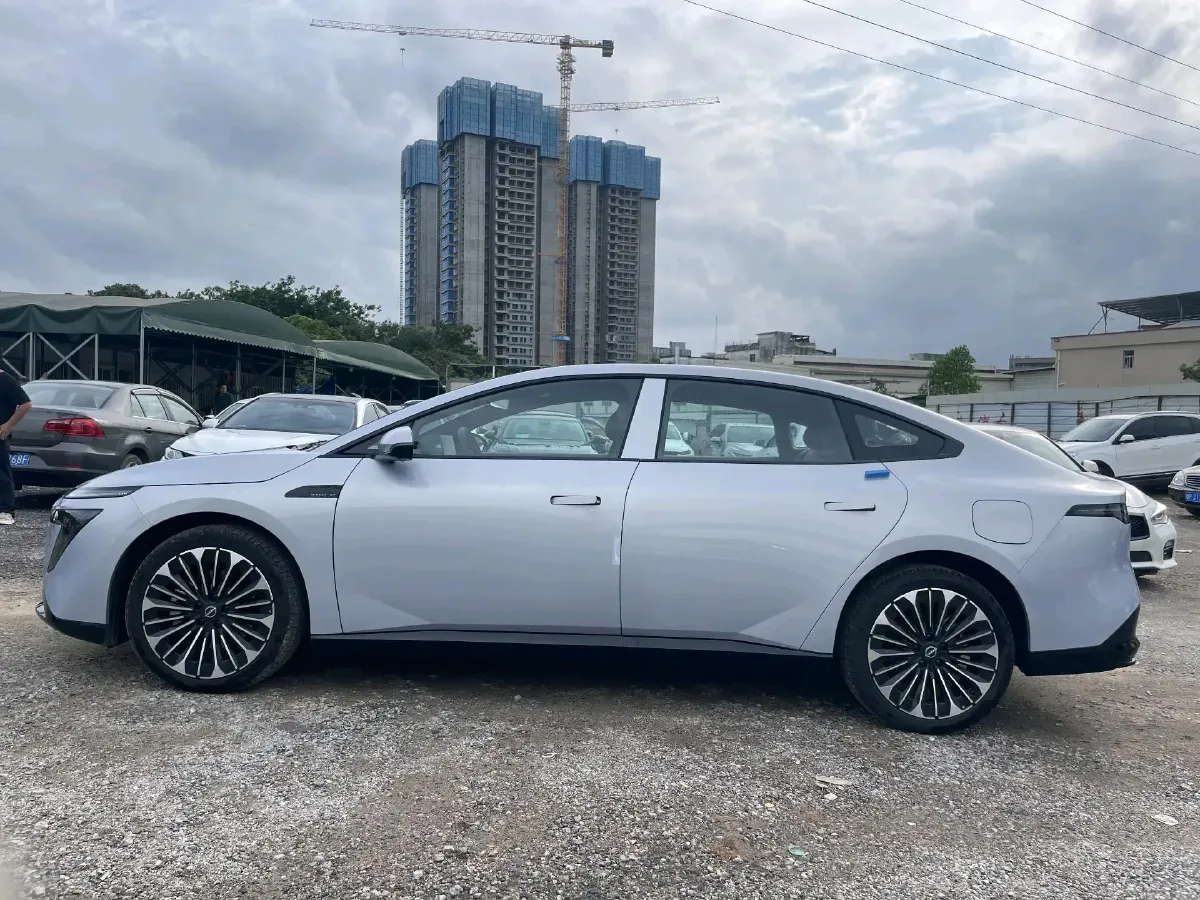 2025 Nissan N7 BEV 58KWH,autocango,china used car exporter,china ev exporter,chinese used car exporter,chinese used ev exporter