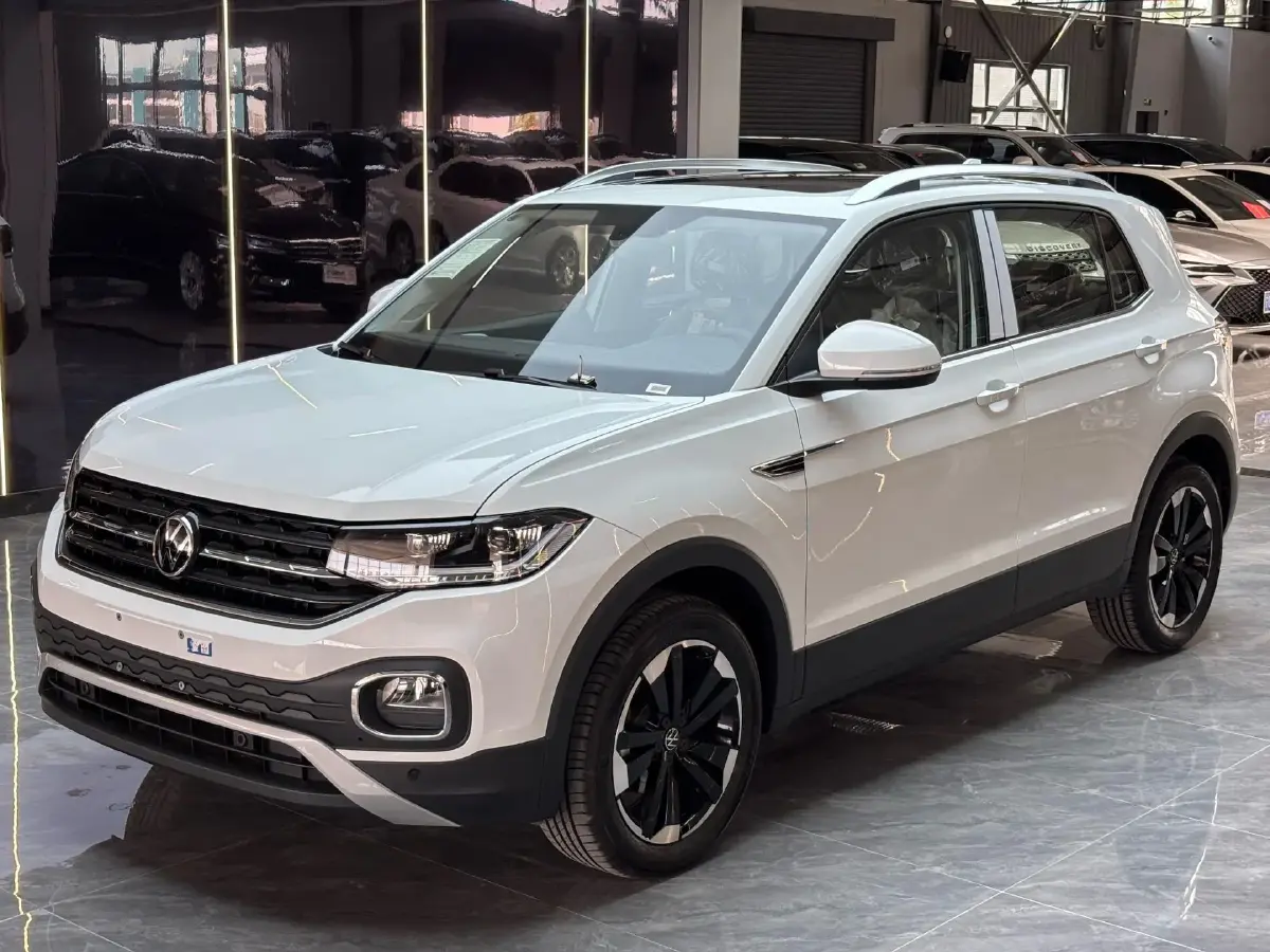 2023 Volkswagen Tacqua 1.2T 116HP L4 7DCT