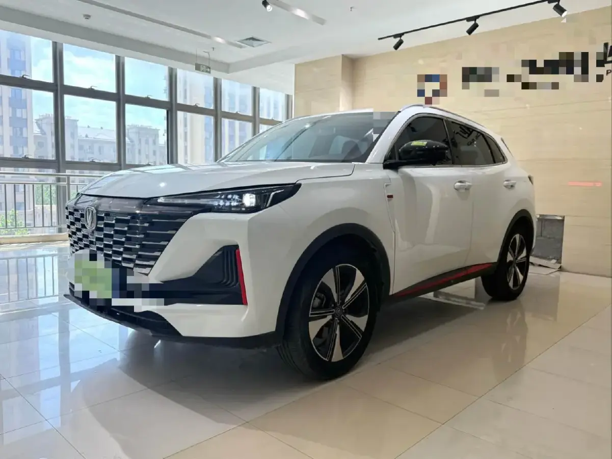 2022 ChangAn CS75 Plus 1.5T 178HP L4 6AT