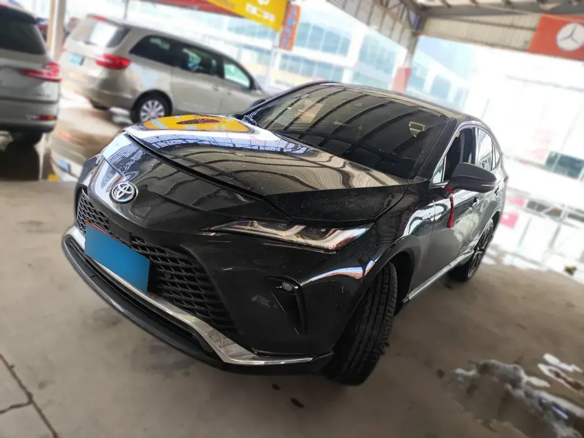 2022 Toyota Venza 2.5L 178HP L4 E-CVT Hybrid