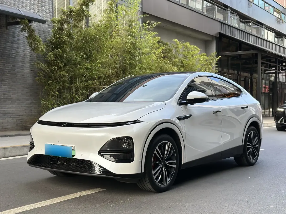 2023 Xpeng G6 BEV 66KWH