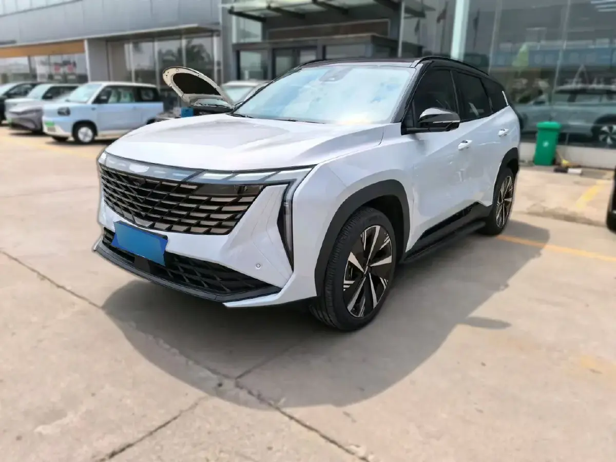 2024 Geely StarRay 1.5T 181HP L4 7DCT