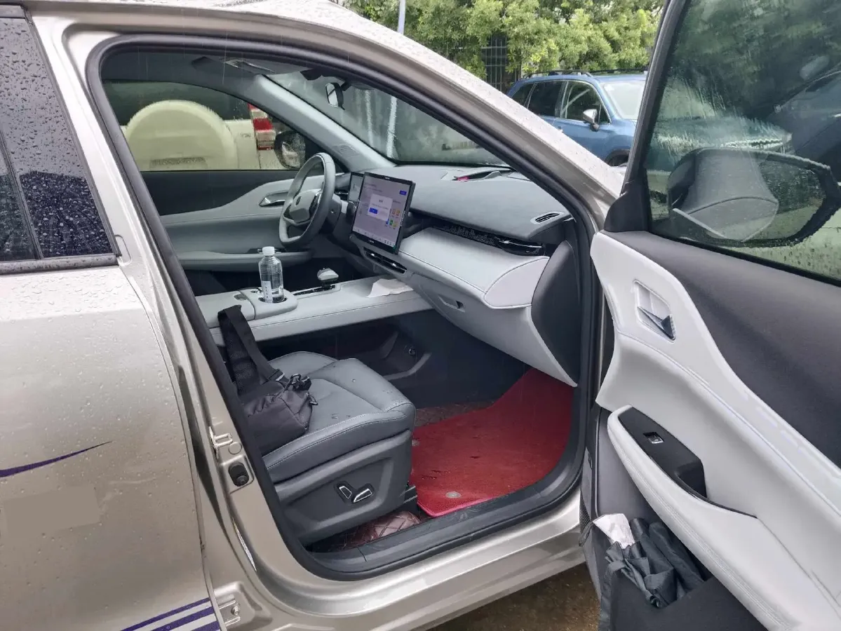 2025 ChangAn UNI-Z 1.5T 188HP L4 7DCT,autocango,china used car exporter,china ev exporter,chinese used car exporter,chinese used ev exporter