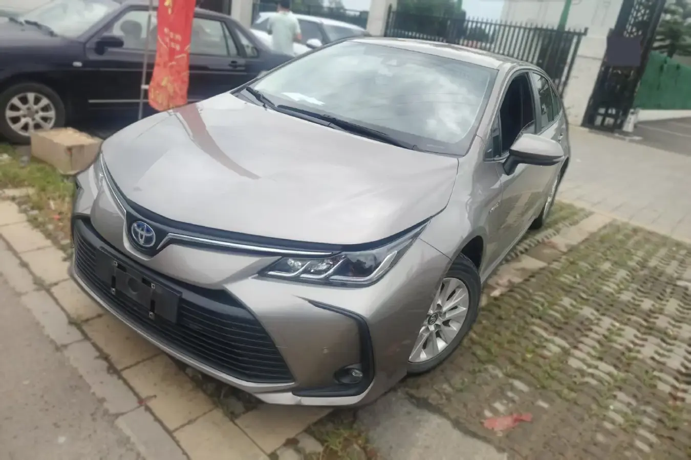 2022 Toyota Corolla 1.8L 98HP L4 E-CVT Hybrid