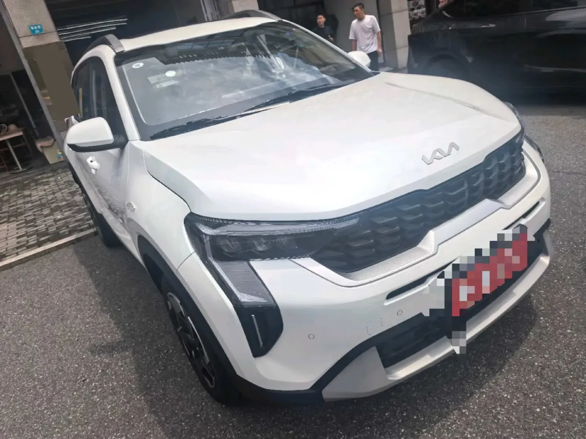 2024 Kia Sonet 1.5L 115HP L4 CVT,autocango,china used car exporter,china ev exporter,chinese used car exporter,chinese used ev exporter