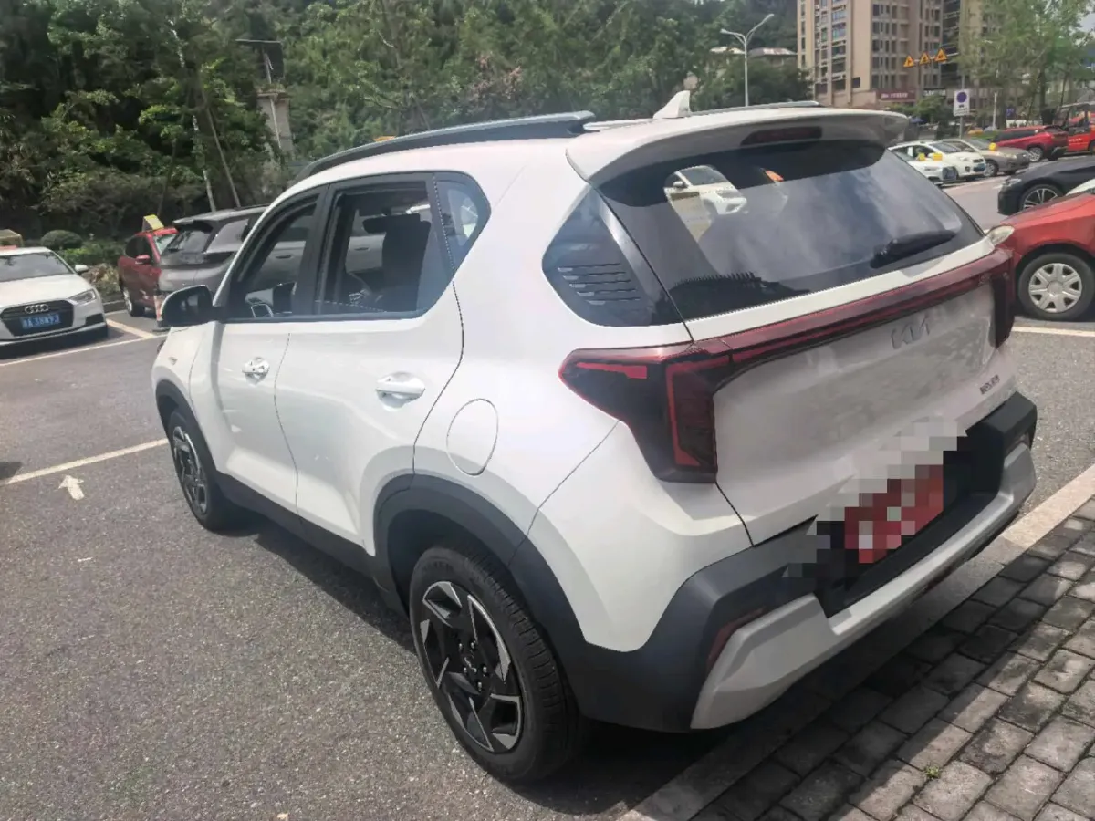 2024 Kia Sonet 1.5L 115HP L4 CVT,autocango,china used car exporter,china ev exporter,chinese used car exporter,chinese used ev exporter