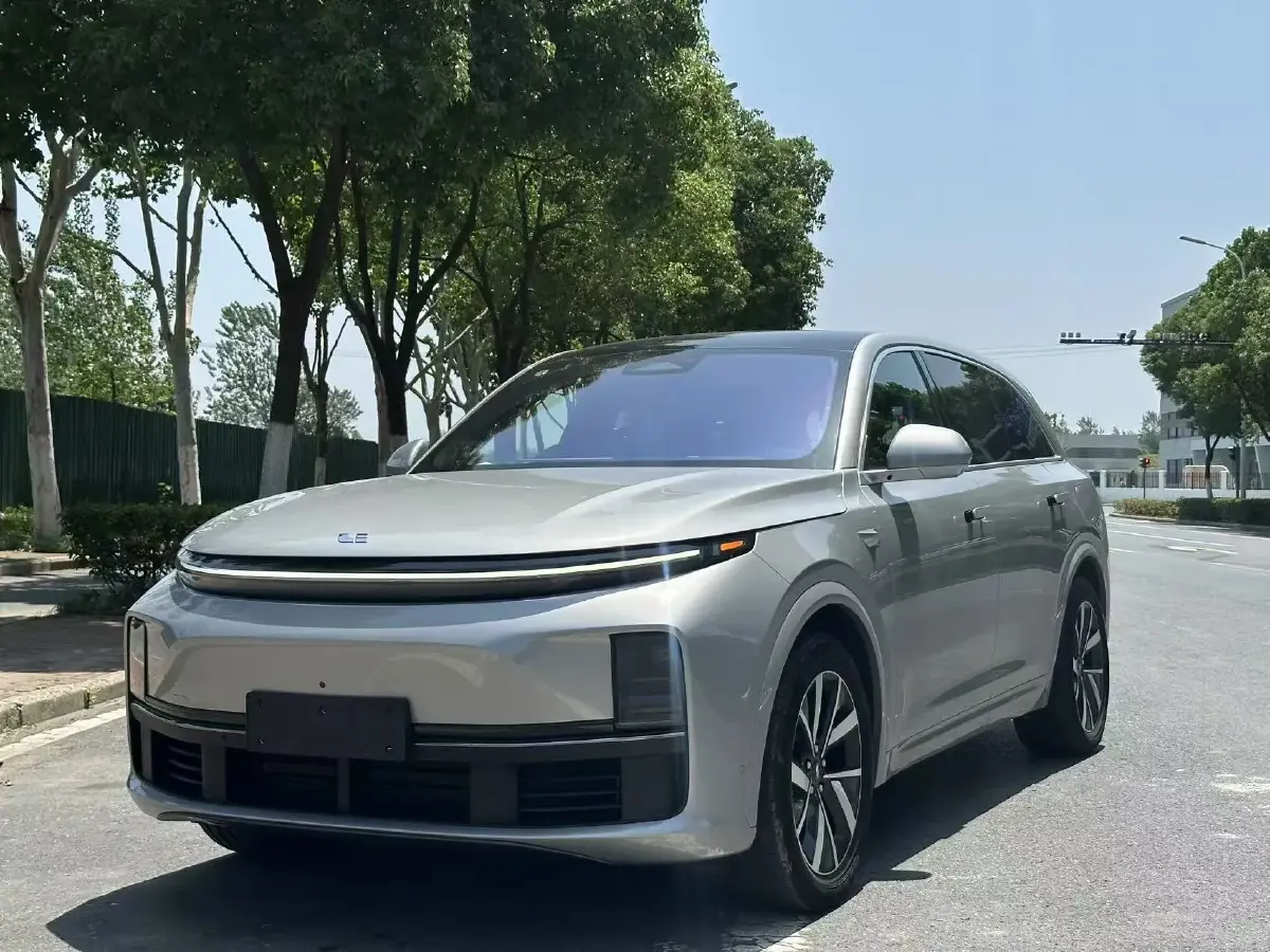 2023 Li L7 Range Extended 154HP REEV 40.9KWH