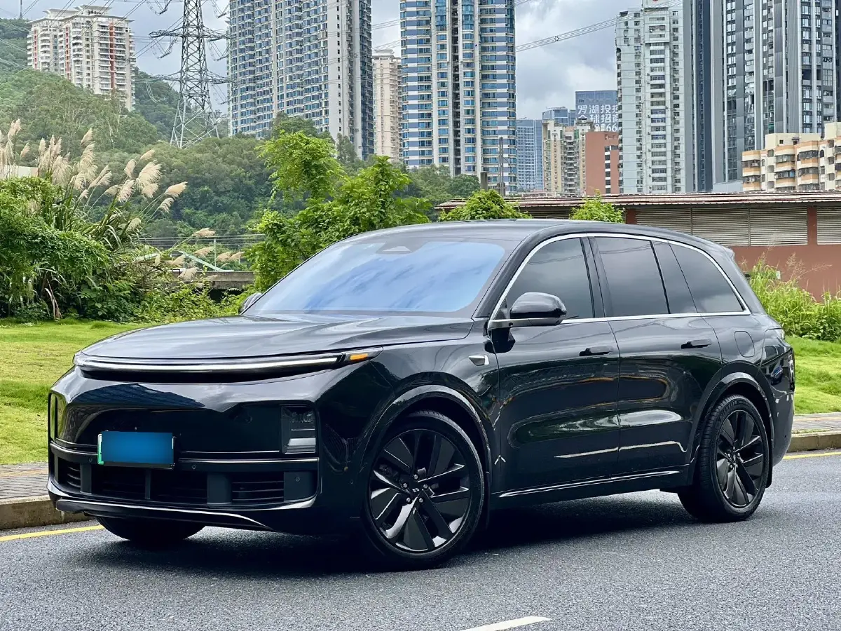 2023 Li L8 Range Extended 154HP REEV 40.9KWH