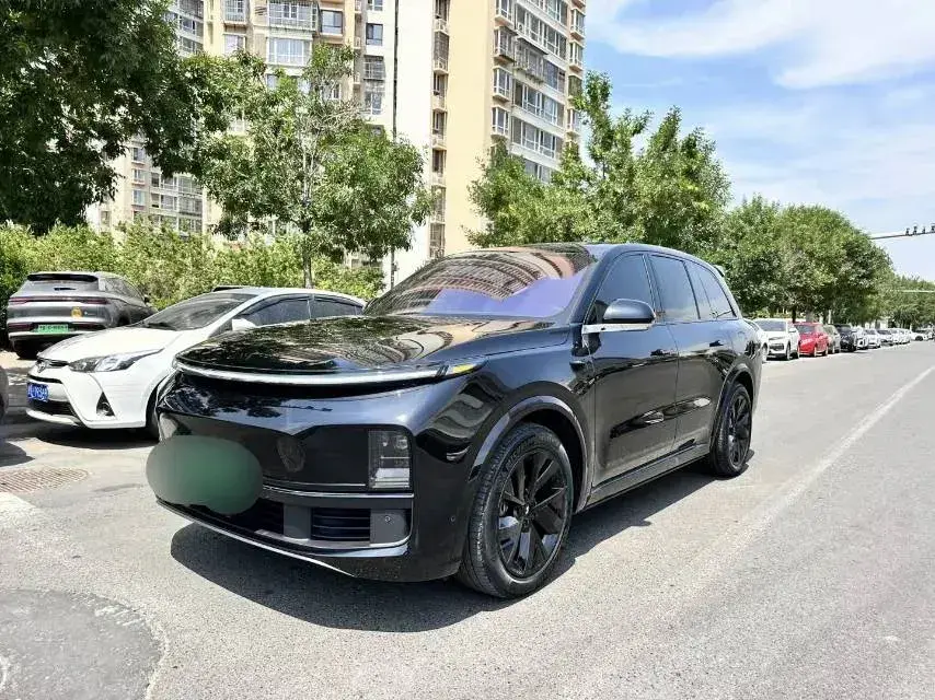 2023 Li L8 Range Extended 154HP REEV 40.9KWH