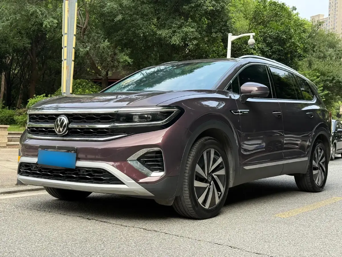 2021 Volkswagen Talagon 2.0T 220HP L4 7DCT