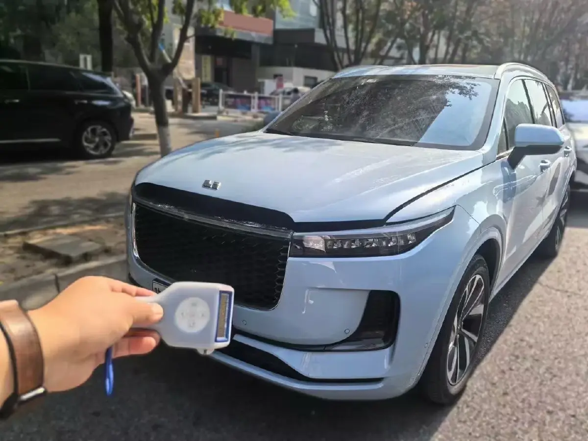 2021 Li ONE Range Extended 131HP REEV 40.5KWH