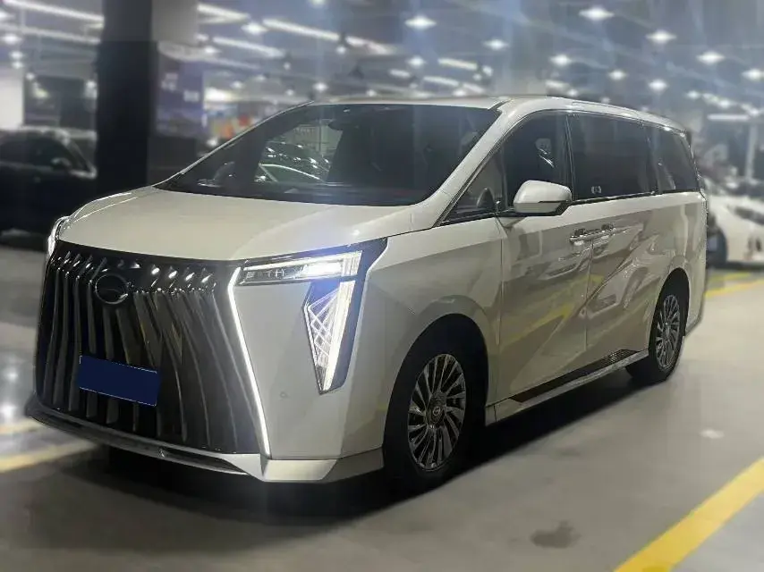 2023 GAC Trumpchi M8 2.0T 252HP L4 8AT