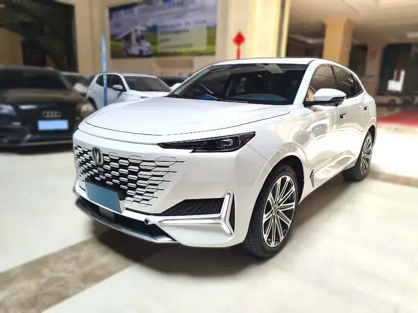 2021 ChangAn UNI-K 2.0T 233HP L4 8AT