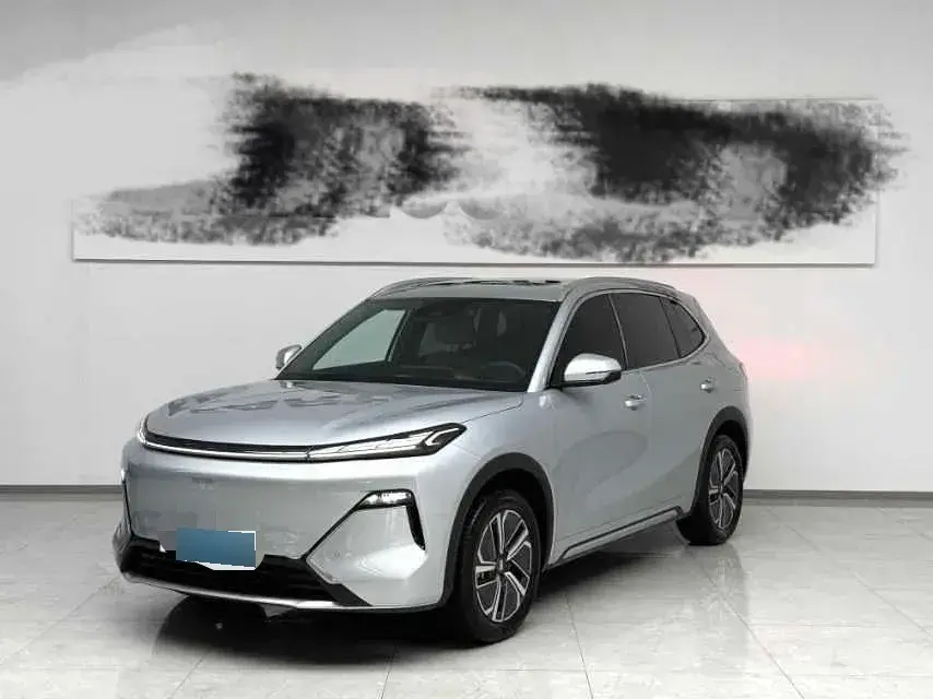 2025 Geely Galaxy Starship 7 EM-i 1.5L 112HP L4 1DHT PHEV 8.5KWH