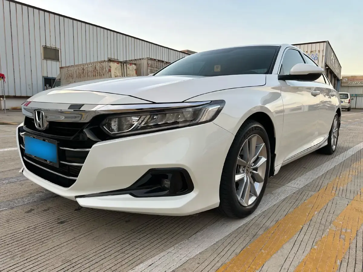 2022 Honda Accord 1.5T 194HP L4 CVT