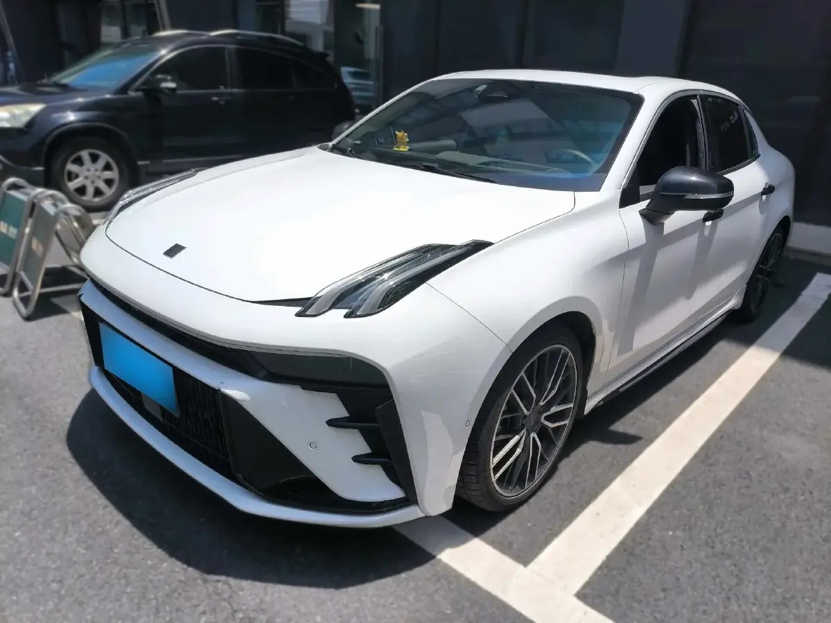 2023 LYNK&CO 03 2.0T 254HP L4 7DCT